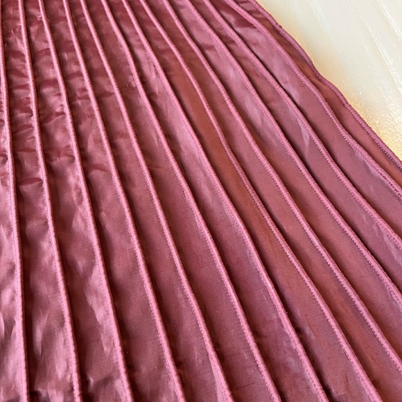 Anthropologie Odille Pleated Burgundy Wine A Line Skirt Women’s | 4 - Picture 4 of 8